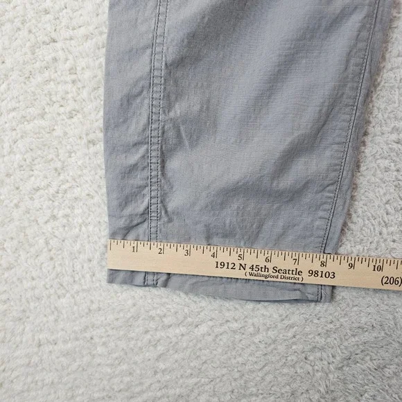 Eddie Bauer Womens 18 Gray Cargo Capri Pants Ripstop Stretch Hiking Crop Pants - Picture 9 of 13